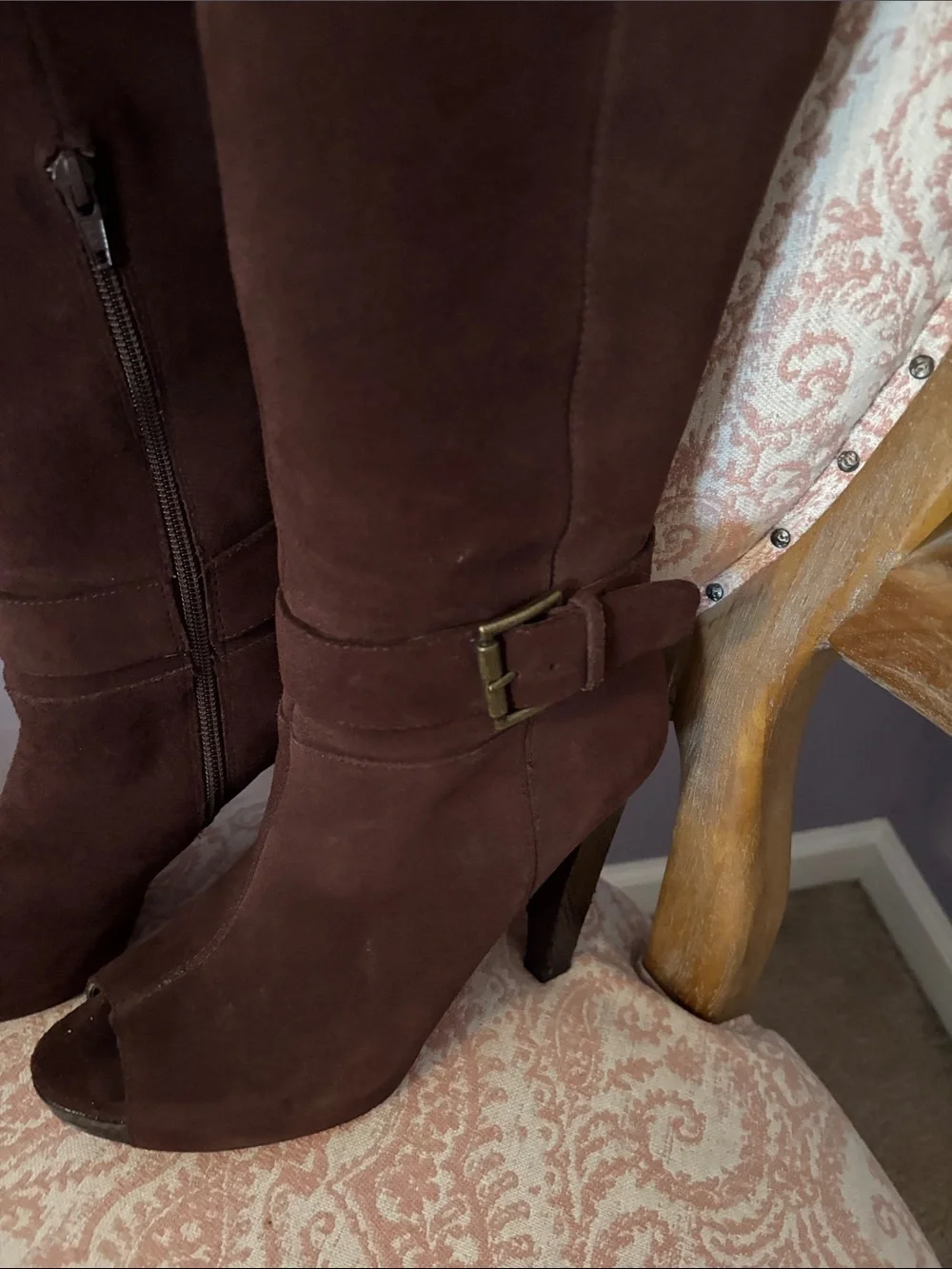Fabulous Knee High Suede Boots!